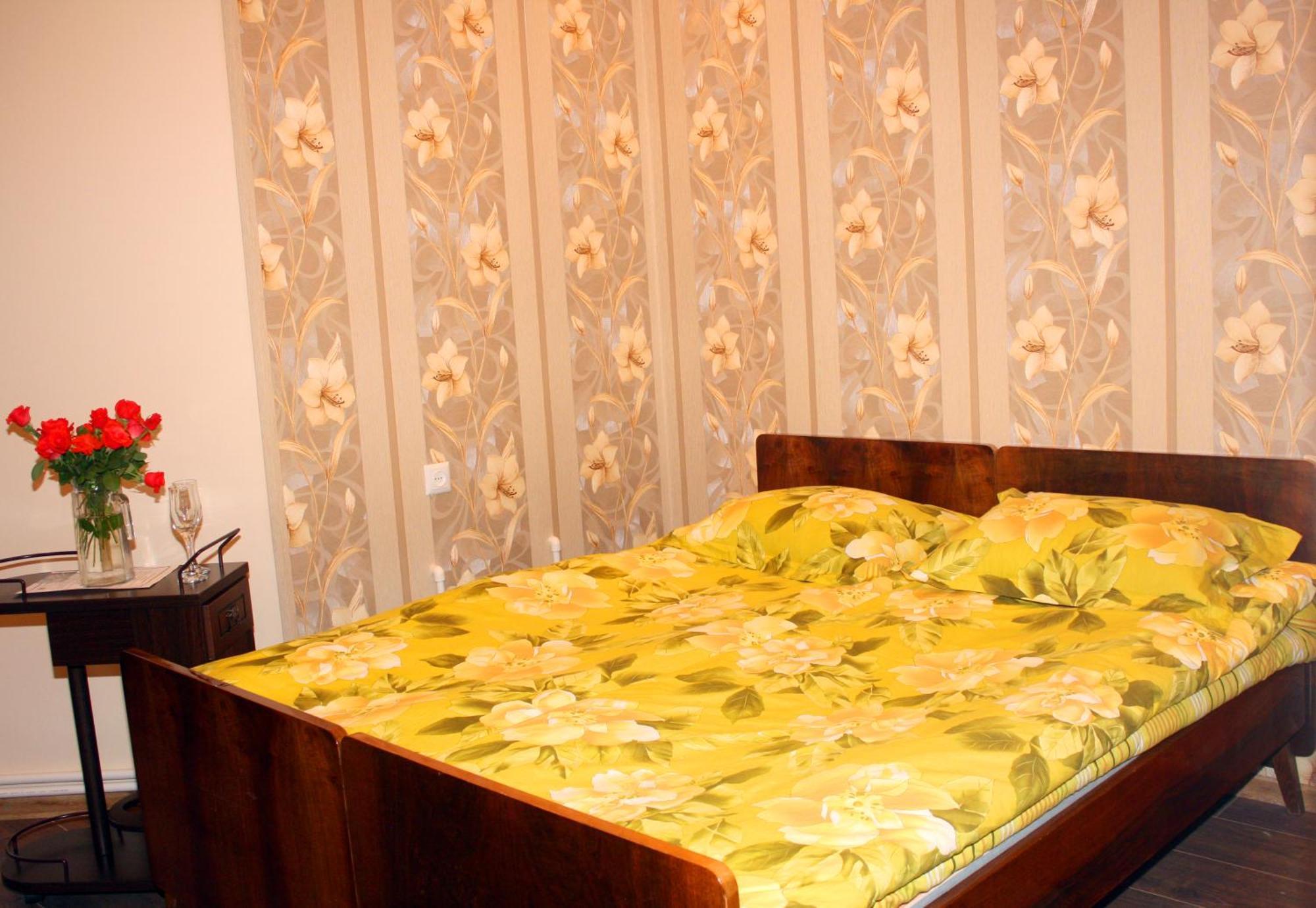 Christy Hotel Goris Quarto foto