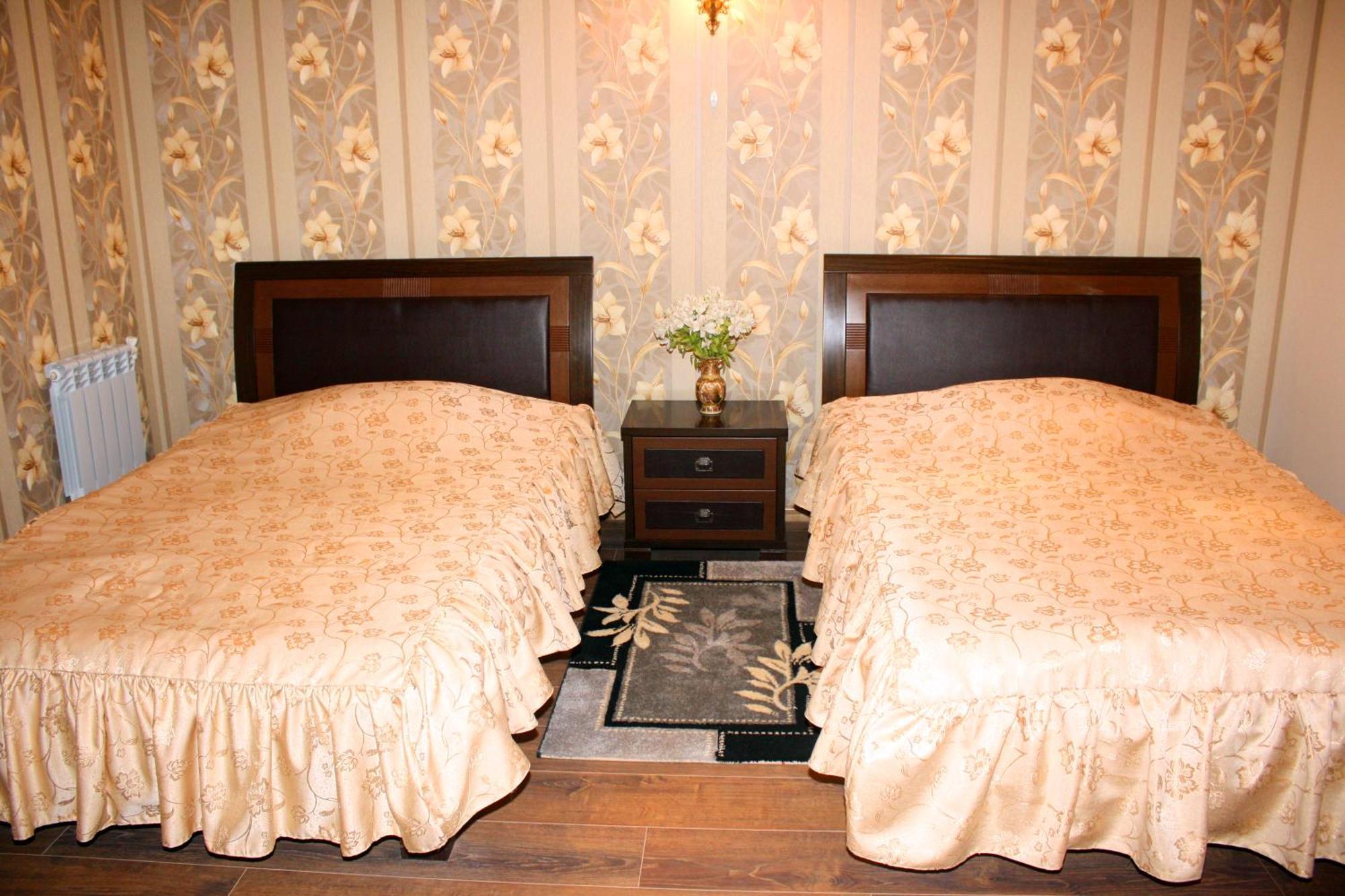 Christy Hotel Goris Quarto foto