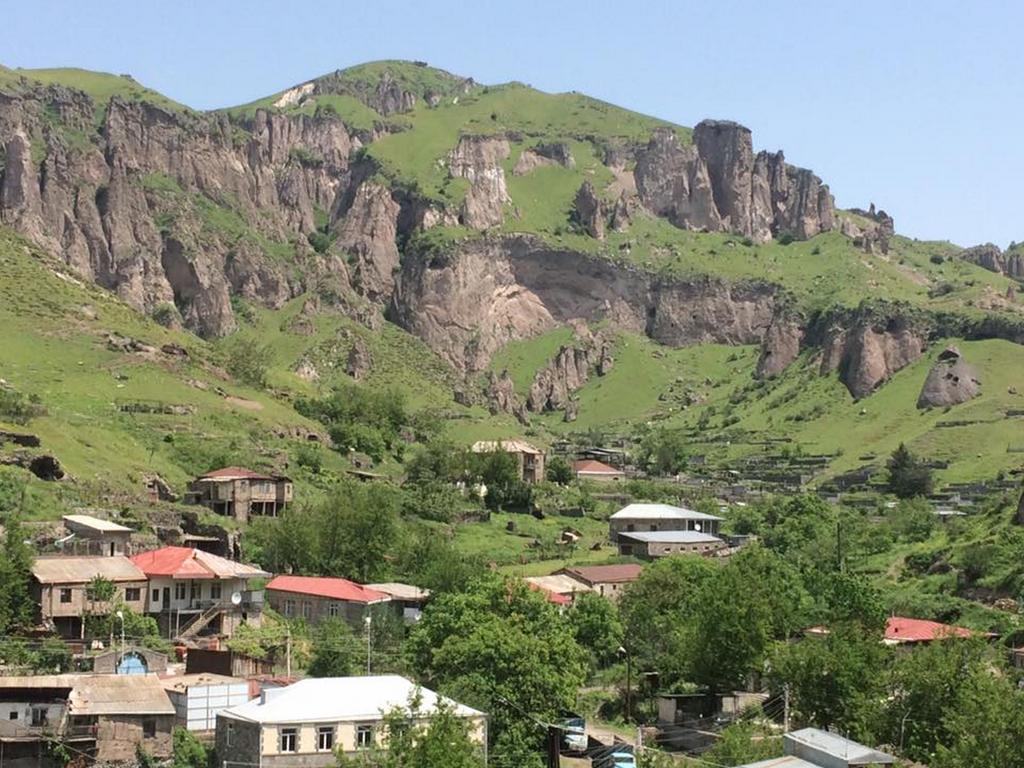 Christy Hotel Goris Exterior foto