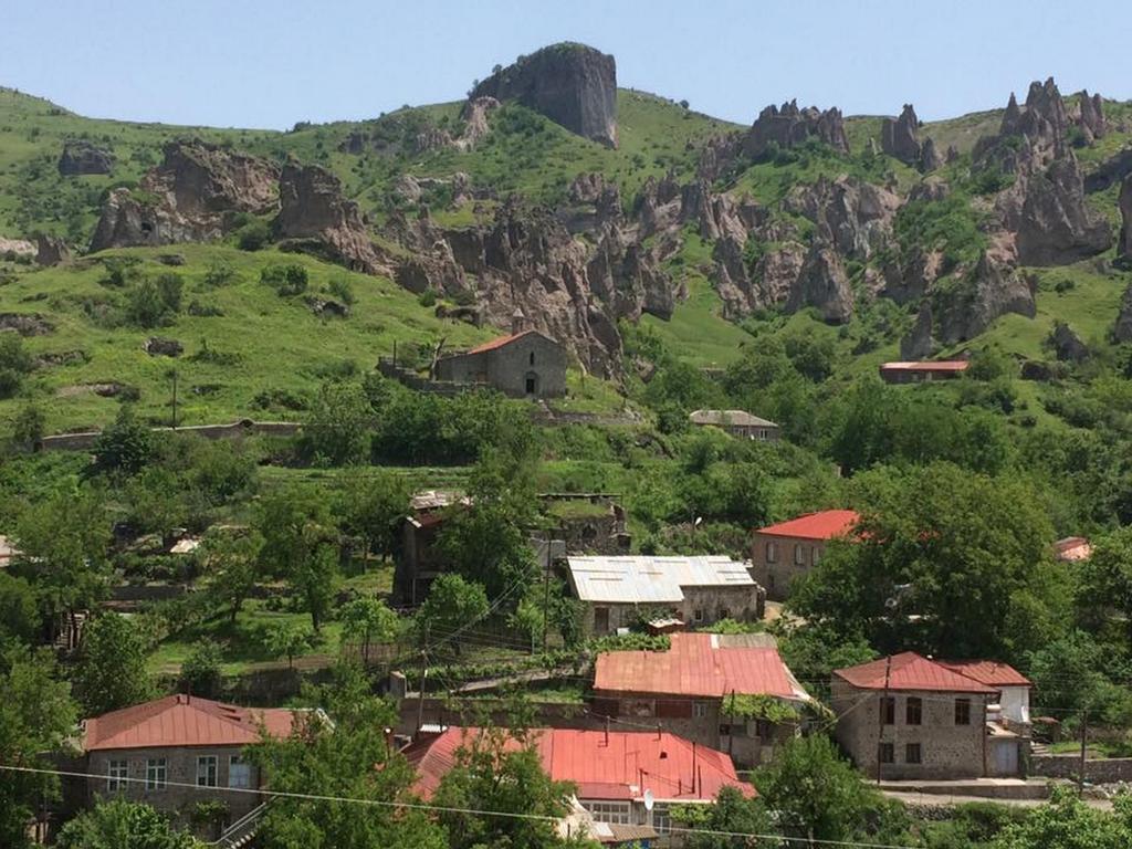 Christy Hotel Goris Exterior foto